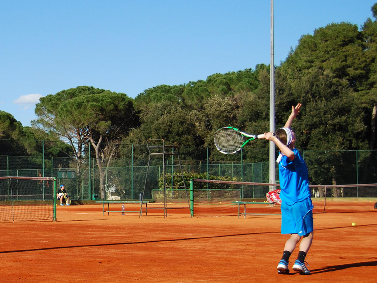 Tennis Tips On Serving: How to nail the winning serve