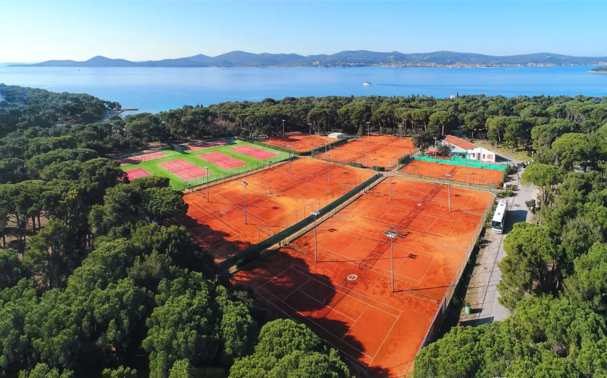 LATE SUMMER TENNIS HOLIDAYS, BIOGRAD