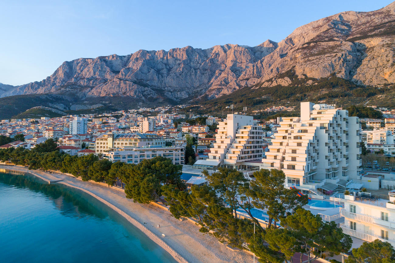 ROUND TENNIS TRIP, MAKARSKA
