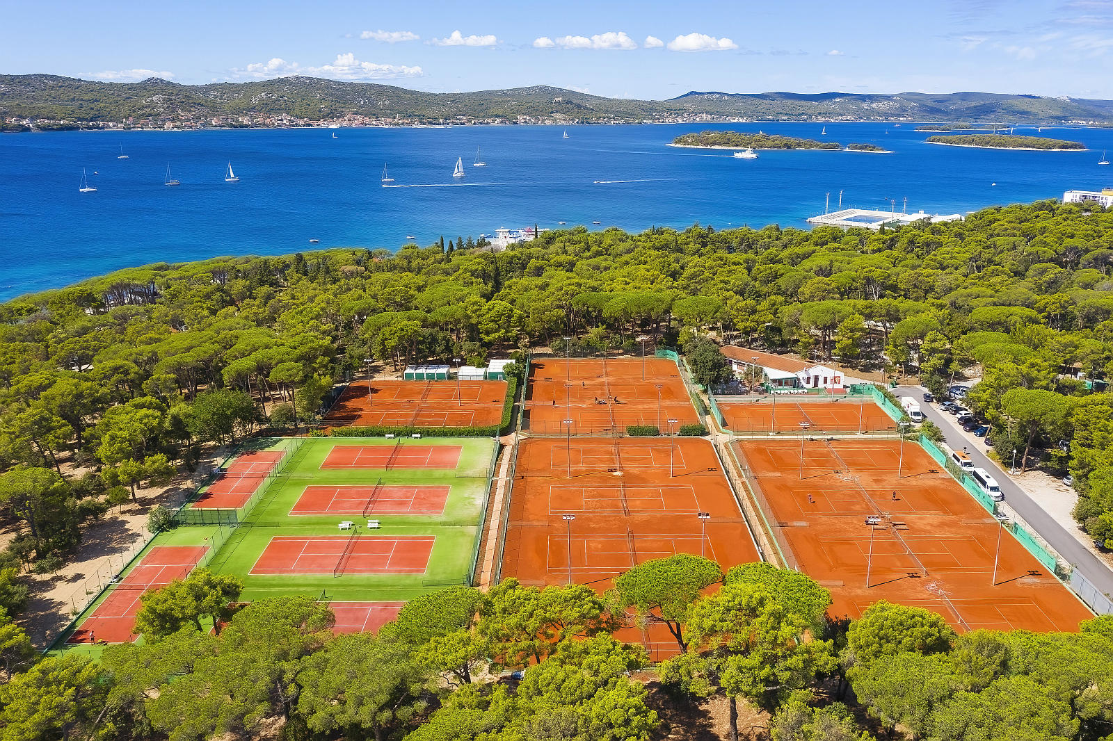 SINGLE TECHNIQUE & FORM TENNIS CAMP