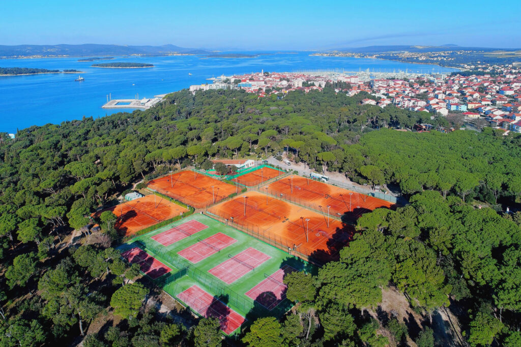 Tennis holidays & National Parks tour