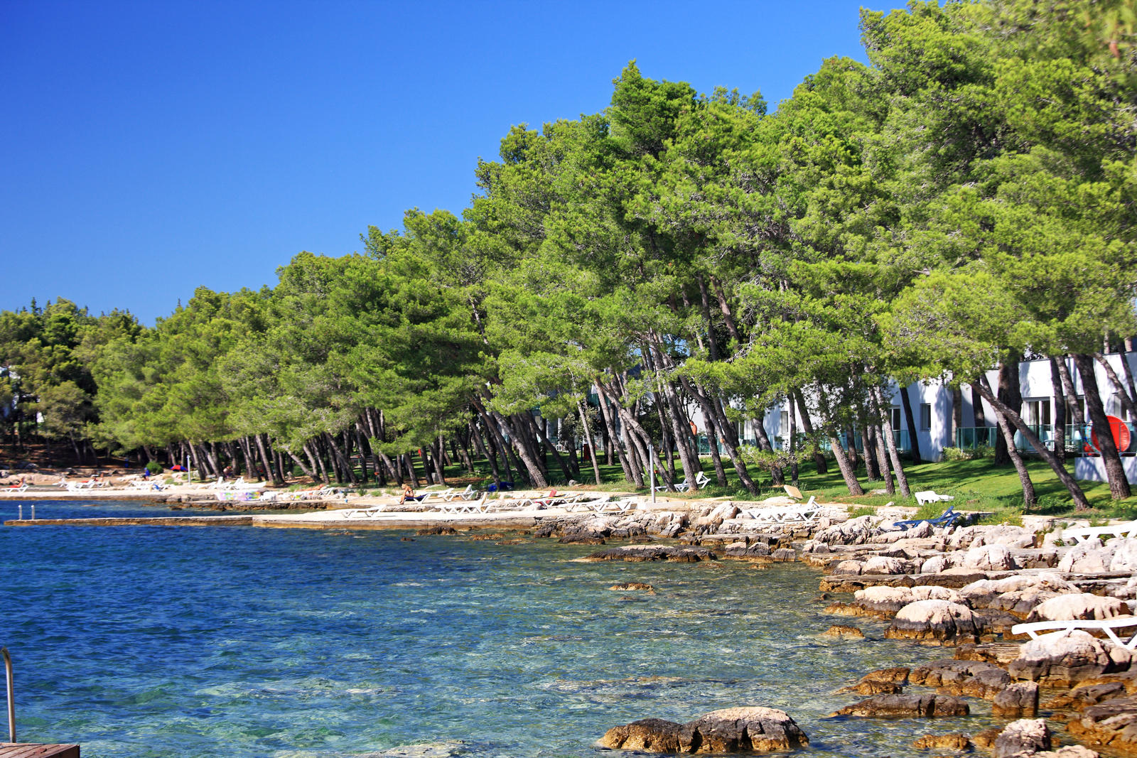 EASTER SHORT BREAK HOLIDAY, CRVENA LUKA