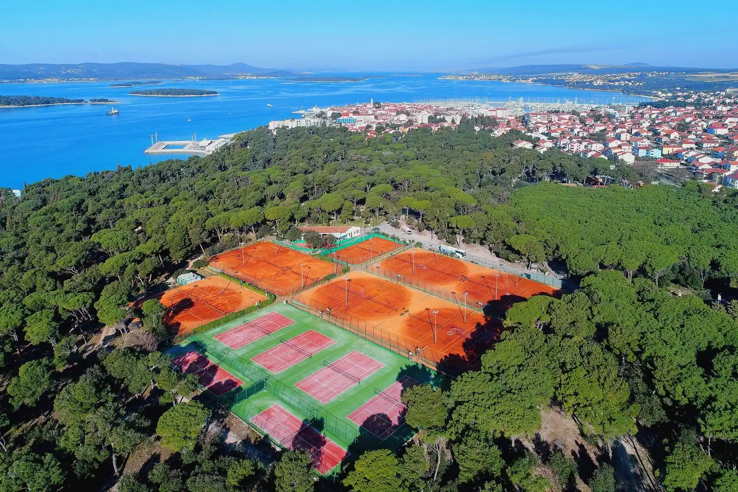 SUMMER TENNIS HOLIDAYS, BIOGRAD