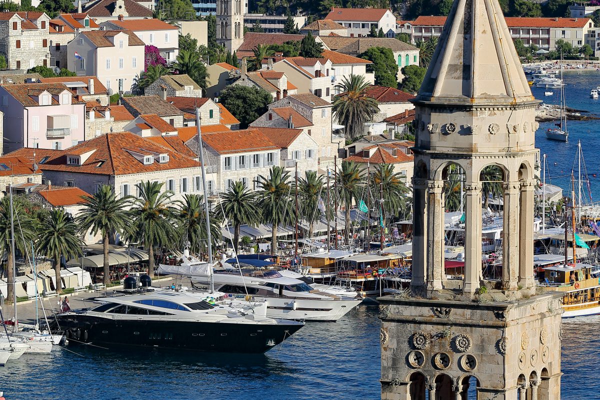 Tennis & Wine holidays, Hvar Island
